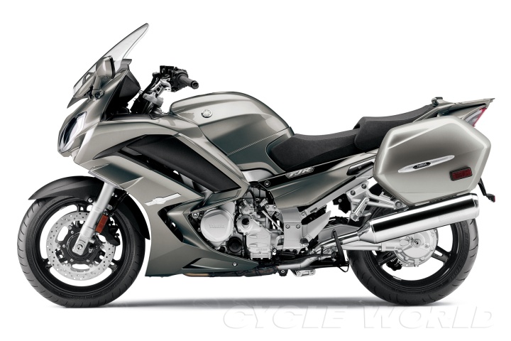 2013-Yamaha-FJR1300-